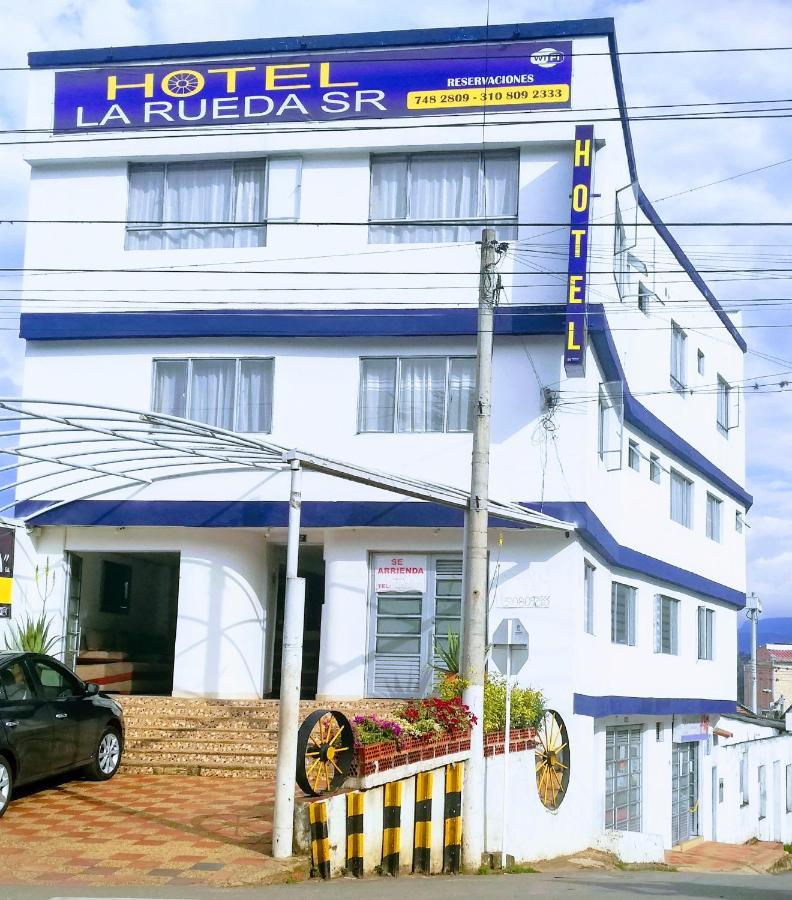 Hotel La Rueda Sr Barbosa  Ngoại thất bức ảnh
