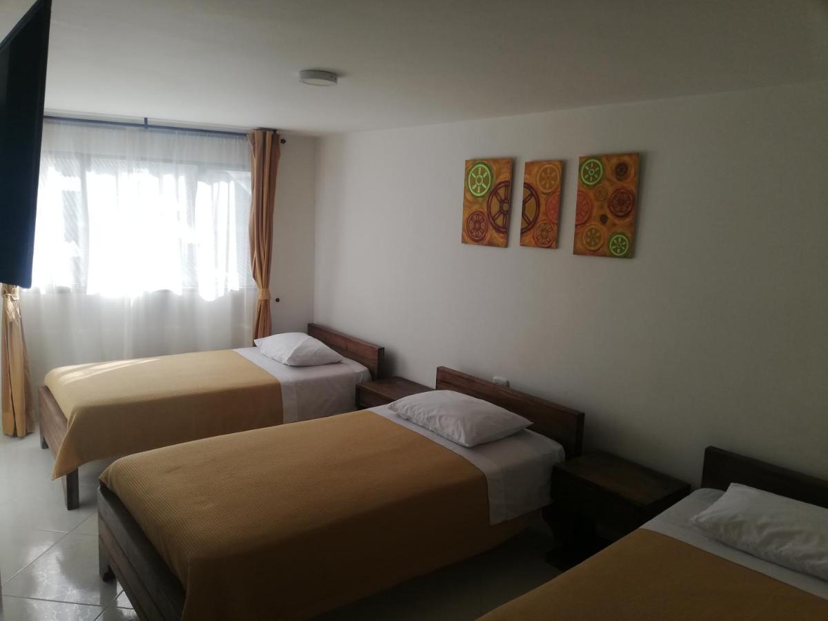Hotel La Rueda Sr Barbosa  Ngoại thất bức ảnh